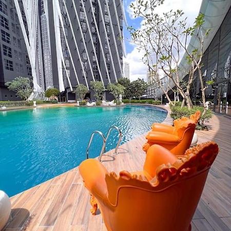 Modern Suites At Arte Mont Kiara By Iconique 쿠알라룸푸르 외부 사진