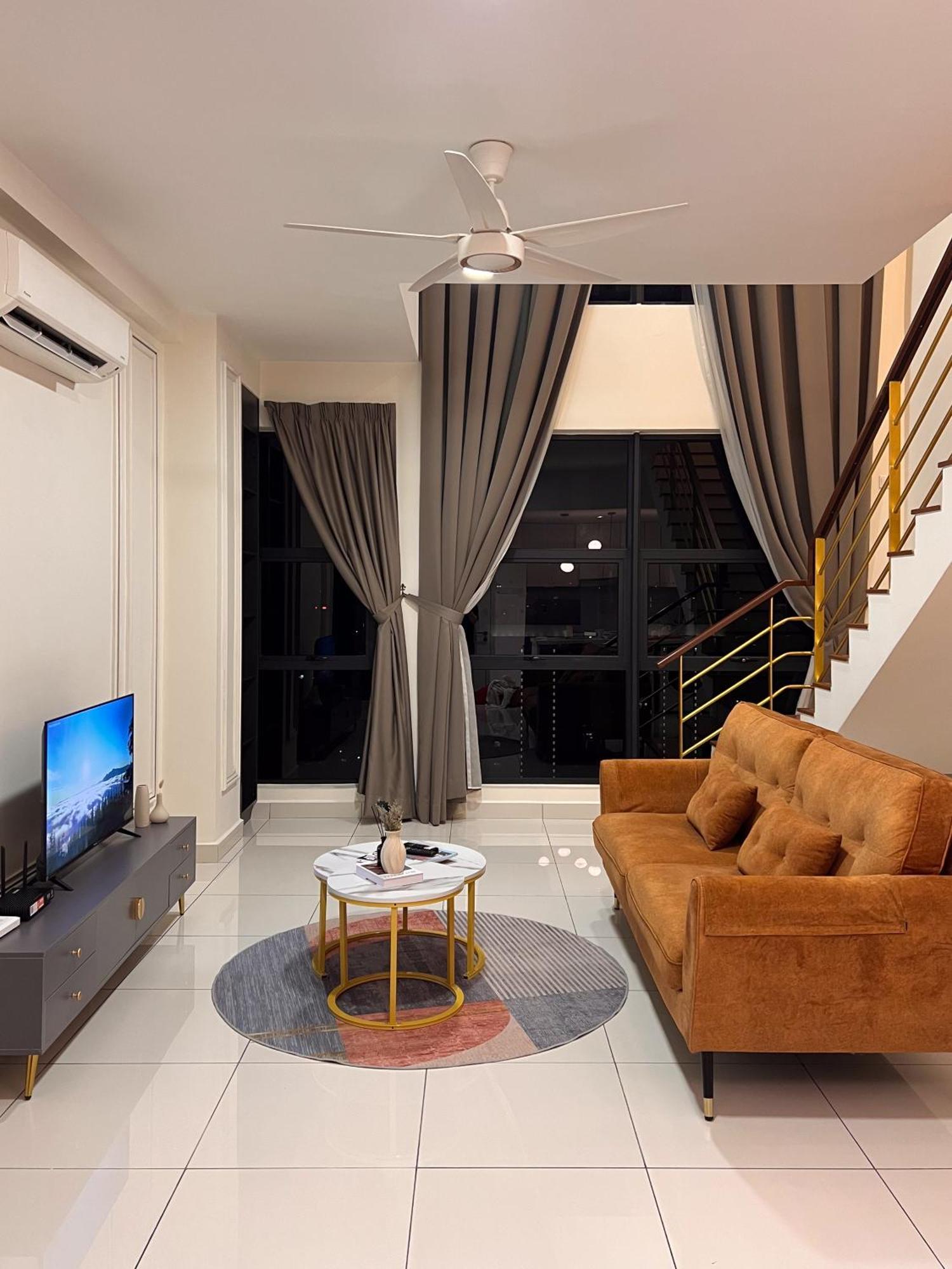 Modern Suites At Arte Mont Kiara By Iconique 쿠알라룸푸르 외부 사진
