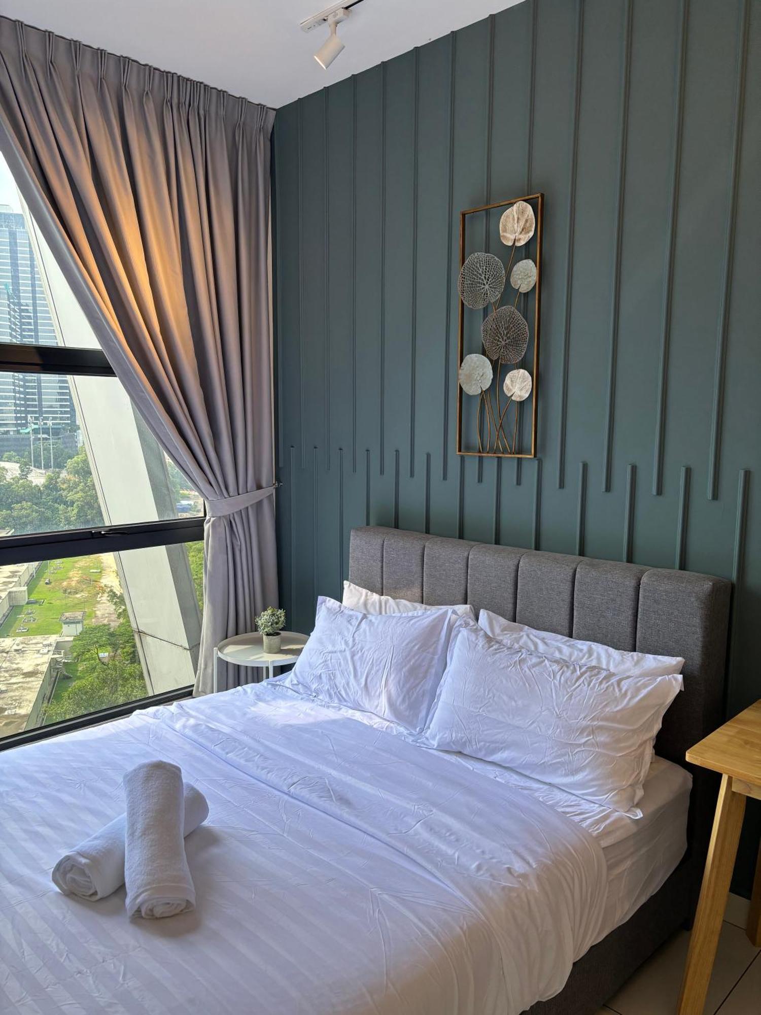 Modern Suites At Arte Mont Kiara By Iconique 쿠알라룸푸르 객실 사진